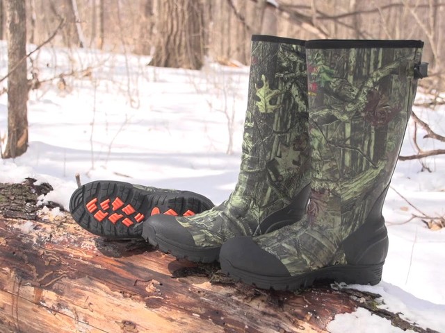 Men's Guide Gear® 800 gram Thinsulate™ Ultra Insulation Rubber / Neoprene Universal Hunting Boots Mossy Oak Infinity® - image 10 from the video